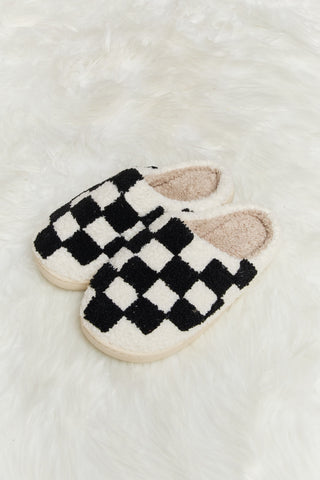 Melody Checkered Print Plush Slide Slippers - Earth Angel Lifestyle