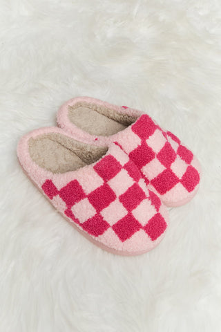 Melody Checkered Print Plush Slide Slippers - Earth Angel Lifestyle